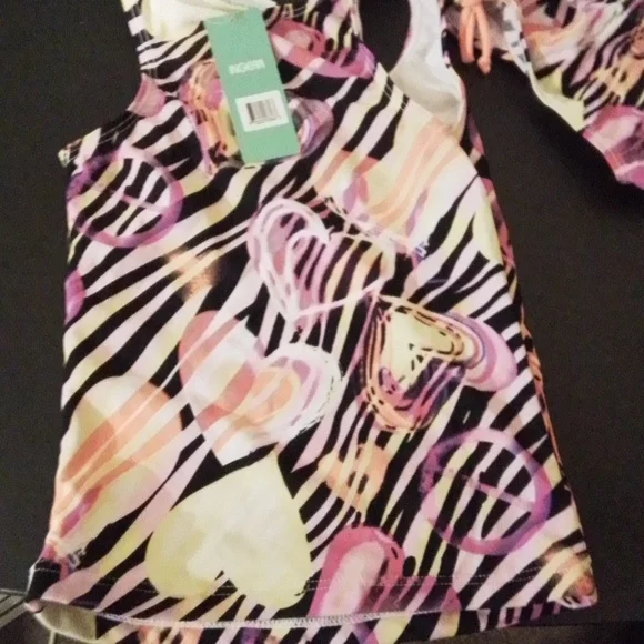Girl's two-piece swim suit.NWT - Picture 6 of 6